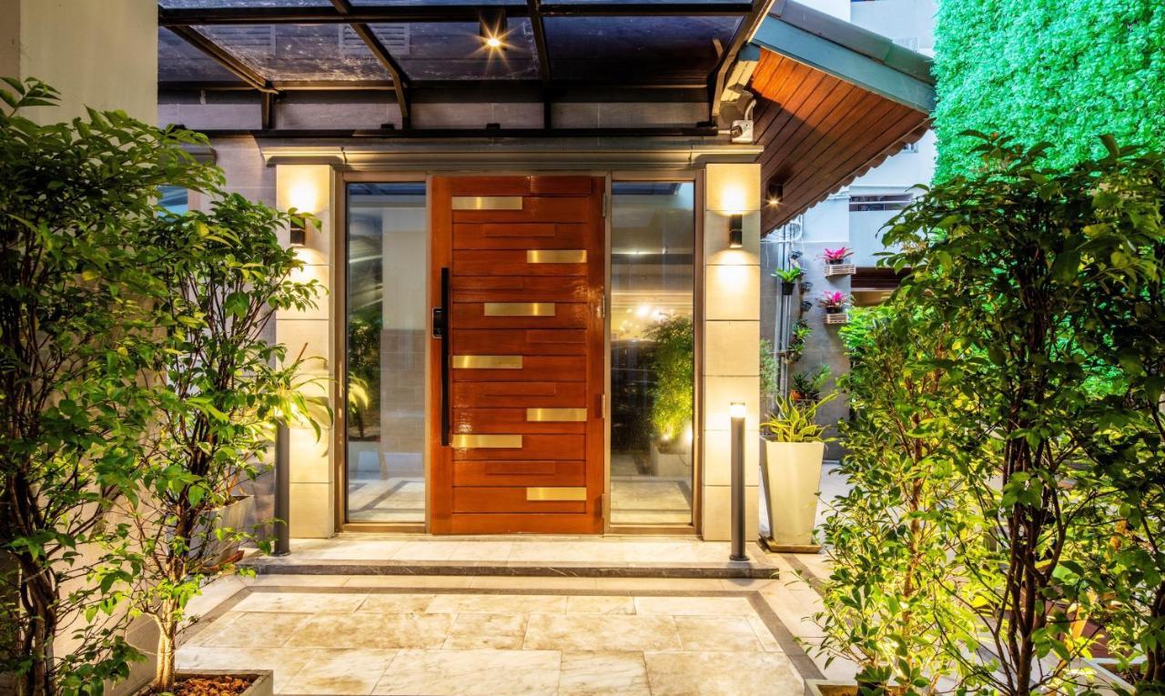 Penyos Service Apartment Bangkok Esterno foto